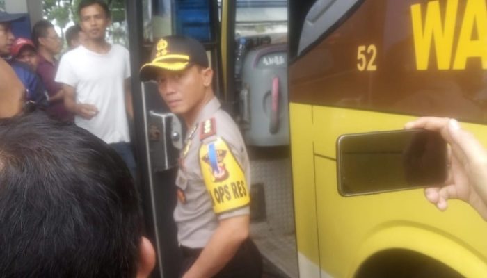 Kapolres Garut Peringatkan Awak Angkutan Umum yang Tidak Laik Jalan
