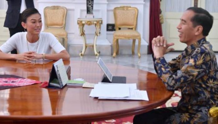Agnes Mo Bertemu Jokowi: Ngobrol Santai, Menyuarakan Mimpi