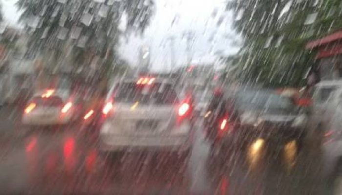 BMKG Ingatkan Potensi Hujan Lebat di Jawa Barat Sepekan ke Depan, Warga Diminta Waspada