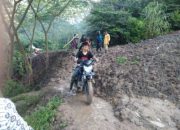 Jalur Selatan Talegong — Bandung Tertutup Tanah Longsor