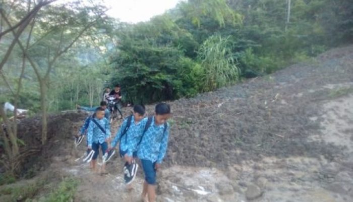 Kamis Siang Jalur Talegong — Bandung Kembali Normal