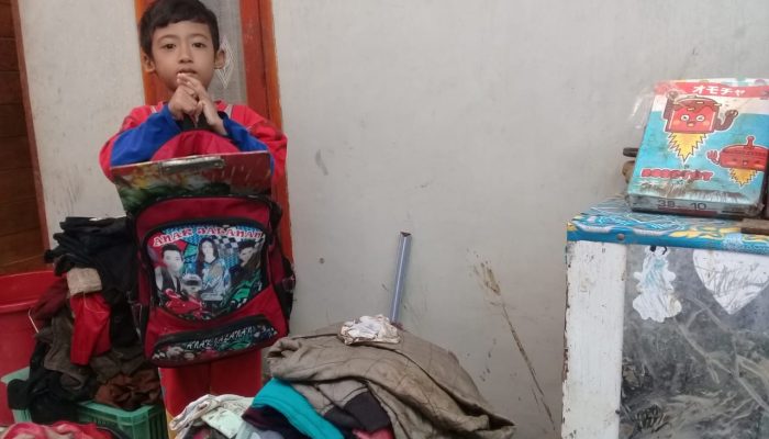 Puluhan Anak Korban Banjir Garut Tidak Bisa Sekolah