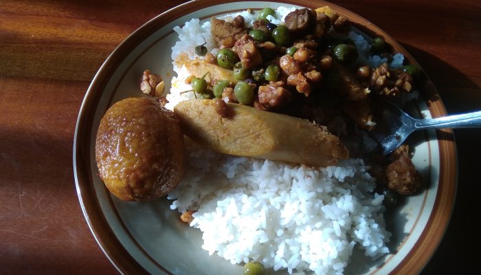 Sarapan di Resto Mang Engkun, Opor Terubuk Paling Maknyos di Lidah