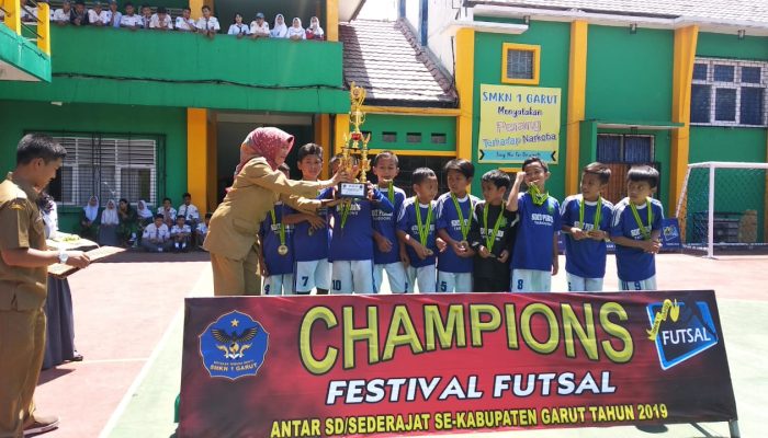 71 Tim SMP Ikuti Kompetisi Futsal di SMKN 1 Garut