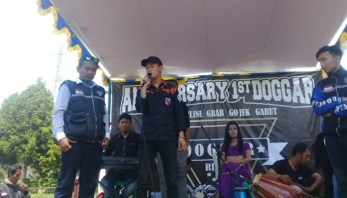 Rayakan Anniversary Ke-1 Komunitas Doggar Gelar Baksos