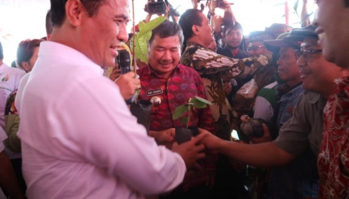 Mentan Lepas Ekspor Kentang Produksi Petani Garut ke Singapura