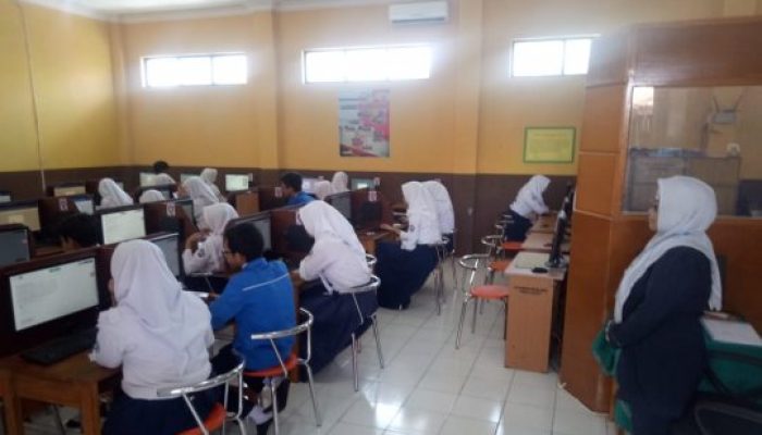 Tidak Seluruh SMP di Garut Mampu Laksanakan UNBK