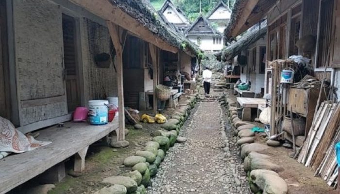 “Tiis Ceuli, Herang Mata”, Demokrasi Ala Kampung Naga