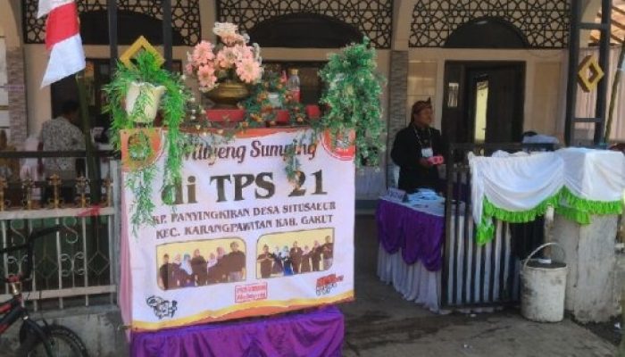 Unik, TPS di Garut Dibangun Seperti Acara Pernikahan