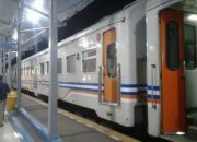 Dampak KA Anjlok, Penumpang di Stasiun Tasikmalaya Kecewa karena Tertahan Pemberangkatan