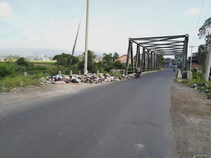 Sampah-andir2