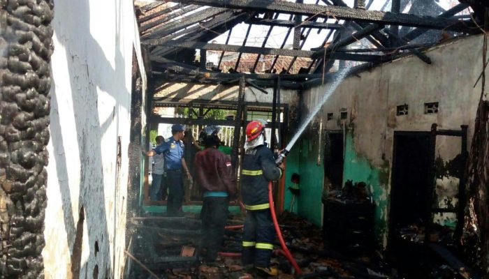 Rumah Permanen di Gang Hidmah Garut Ludes Dilalap Si Jago Merah