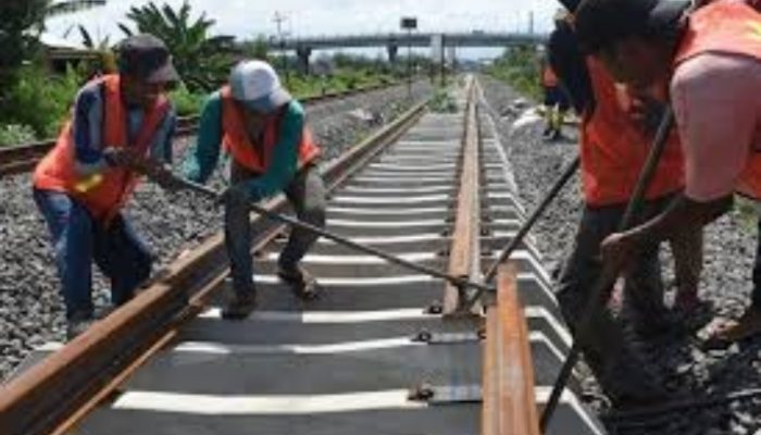 Reaktivasi Rel Kereta Api Cibatu-Garut Telan Dana Rp400 Miliar
