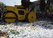 Polres Garut Musnahkan Ribuan Botol Cairan Alkohol Hasil Operasi Pekat