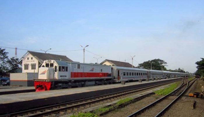 Sudah Disiapkan KA Pertama yang akan Layani Jalur Cibatu-Garut