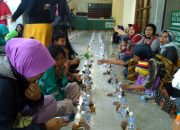 Komunitas Masjid Garut Bagikan Seribu Takjil Ala Madinah