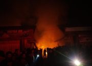 Kebakaran Terus Terjadi di Garut, Kini Menimpa Pasar Cirapuhan Selaawi