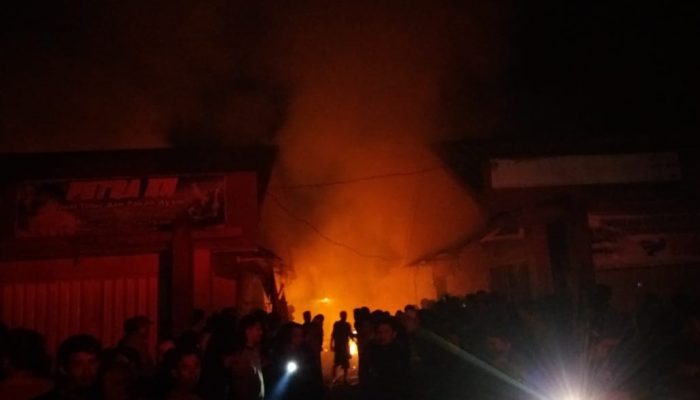 Kebakaran Terus Terjadi di Garut, Kini Menimpa Pasar Cirapuhan Selaawi