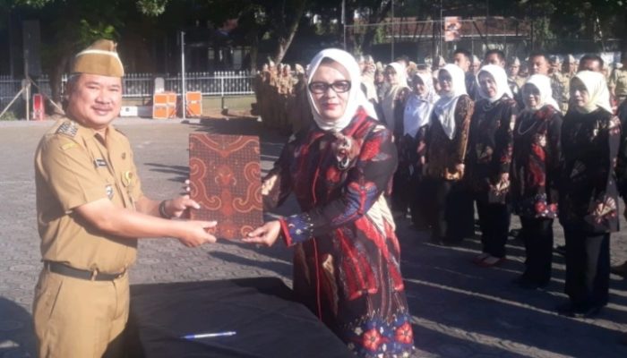 Bupati Rudy Gunawan Minta Pengurus Dekranasda Garut Terus Berinovasi
