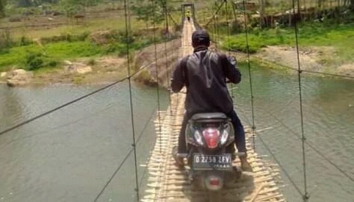 20 Jembatan Gantung akan Dibangun di Jabar, Termasuk di Garut