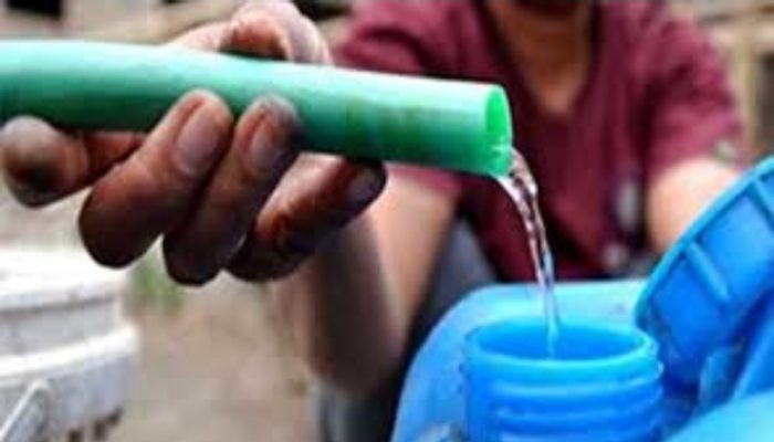 Siaga Distribusikan Air, BPBD Garut Antisipasi Bencana Kekeringan