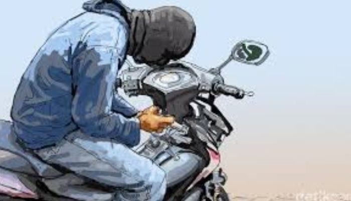 Ditinggal Sholat Isya, Sepeda Motor Milik Jemaah Masjid Cisewu Raib