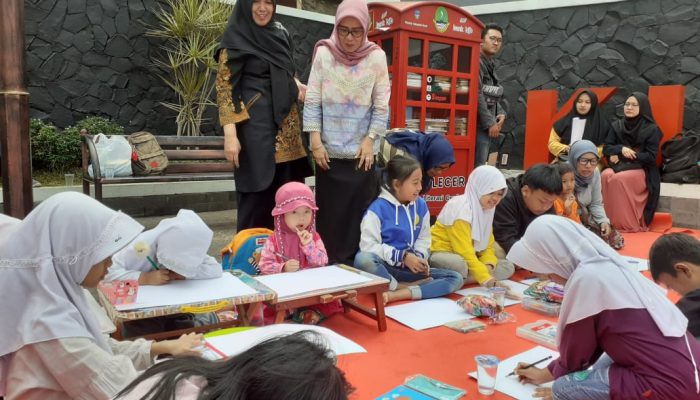 Selama Dua Pekan, Festival Kolecer Digelar di Taman Kiansantang Garut