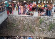 Warga Kadungora Temukan Mayat Bayi di Selokan Penuh Sampah