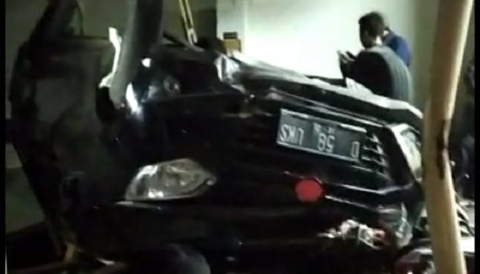 Polisi Selidiki Mobil Tabrak Kerumunan Warga di Simpang Lima Garut