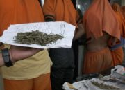 Pedagang Bubur di Garut yang Jualan Ganja Ditangkap Polisi