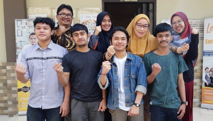 Empat Warga Thailand Jadi Mahasiswa Fakultas Kewirausahaan Uniga