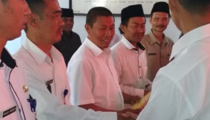 Pilkades Serentak Kian Dekat, Dua Pjs Kades di Sukaresmi Dilantik