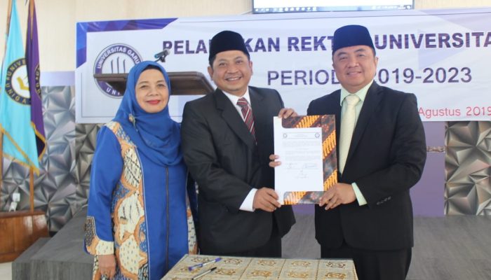 Dr. Ir. H. Abdusy Syakur Amin, M.Eng Dilantik Kembali Sebagai Rektor Uniga Periode 2019-2023