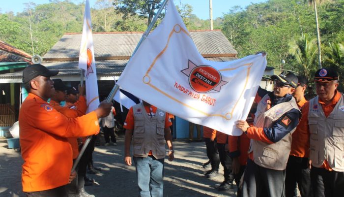 Tim Ekspedisi Destana Tsunami Sudah di Pesisir Garut, Ada Apa?