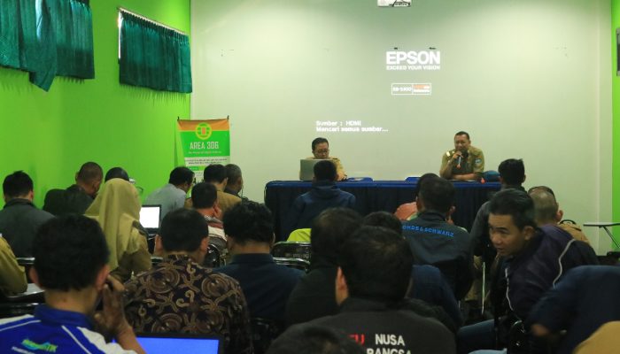 Dukung “Sapa Warga”, Diskominfo Garut Latih Aparatur Kecamatan Hingga RW