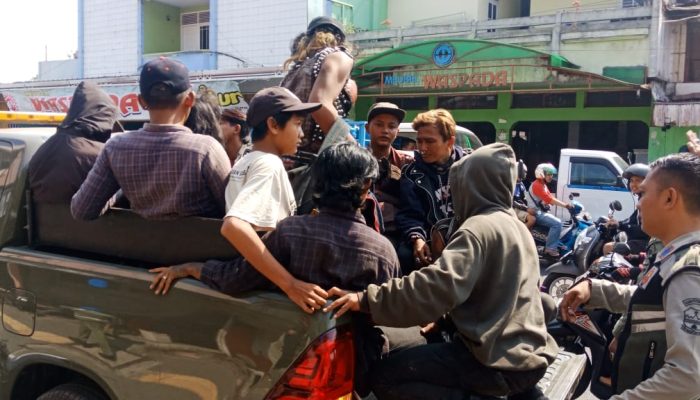 Resahkan Warga, Puluhan Anak Punk di Garut Diamankan Satpol PP