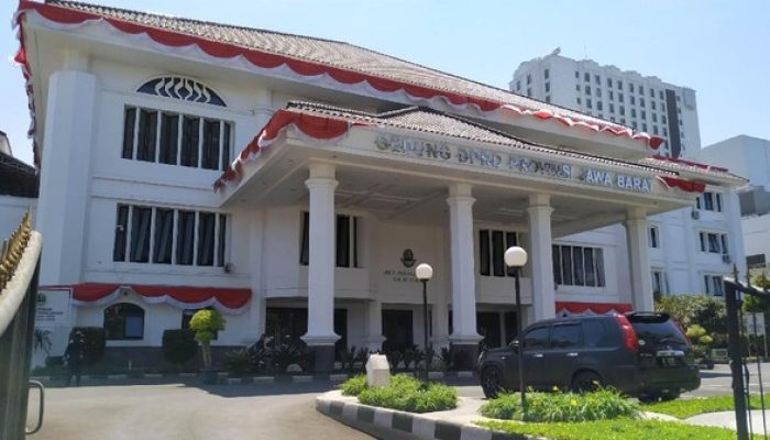 Anggota DPRD Jabar Terima Kredit hingga Rp1 Miliar dari Gadaikan SK