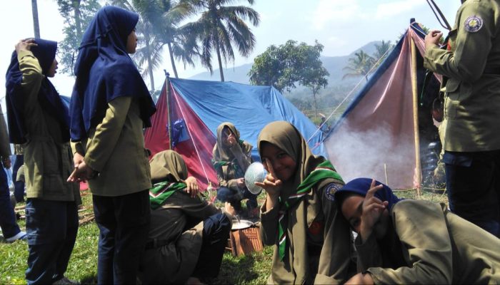 123 Siswa dan 22 Guru Ikuti Kemah Wukuf di Cikendal Kersamanah