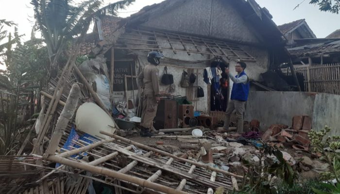 Dua Desa di Wanaraja Diterjang Angin Puting Beliung, Enam Rumah Rusak