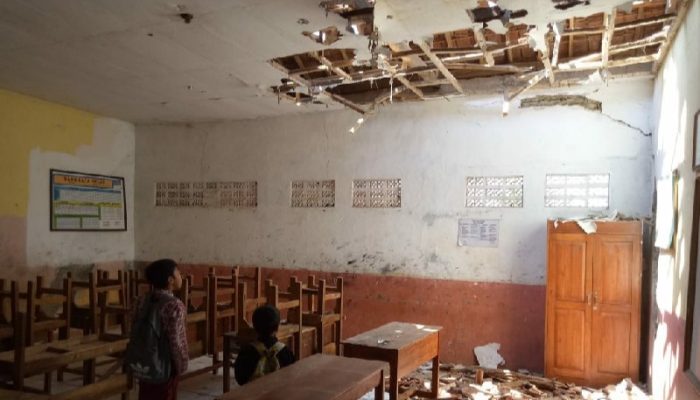 Atap SDN 2 Cijolang Roboh, Disdik Garut Minta Bupati Segera Sediakan Dana Perbaikan