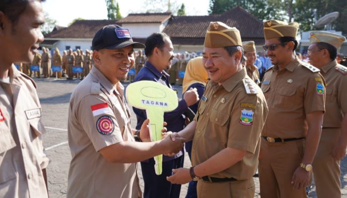 Bupati Garut Serahkan Kendaraan Operasional untuk Lapad Ruhama, TKSK, dan Tagana