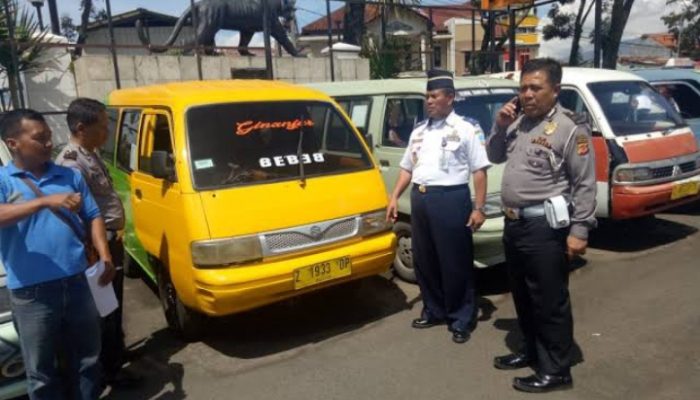 Dishub Garut Siap Kandangkan Kendaraan Umum Tidak Layak Operasi Jelang Natal