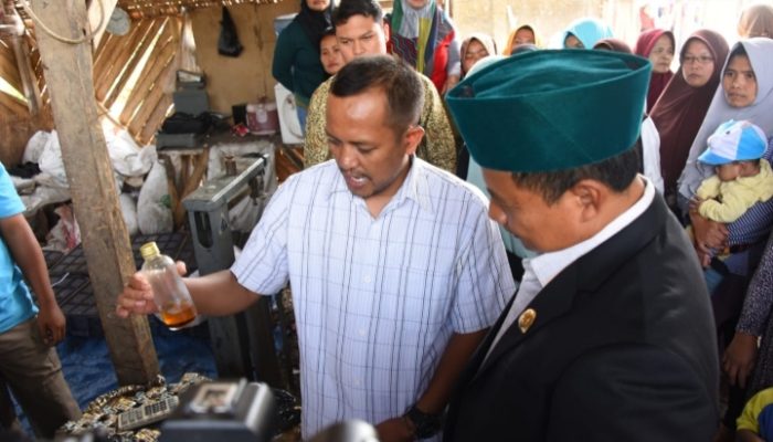 Wagub Jabar Motivasi Pengelola Bank Sampah “Hade Jaya” di Garut