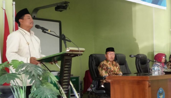 Wagub Jabar Beri Wawasan Bahaya Radikalisme kepada Siswa SMKN 1 Garut
