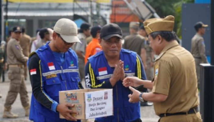 Tagana Garut Menggalang Dana untuk Bantu Korban Banjir Jabodetabek