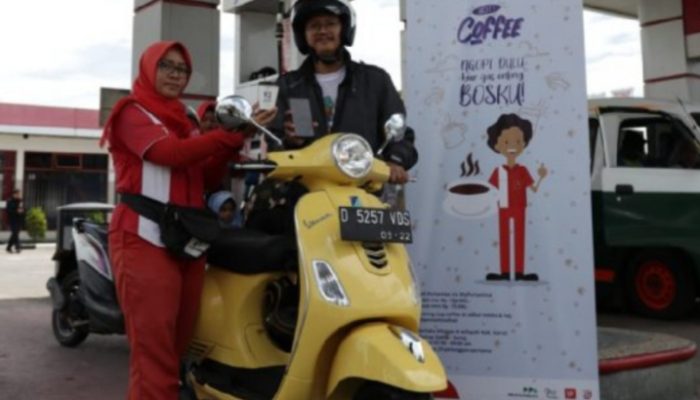 Pertamina Bagikan Kopi Gratis untuk Pembeli Pertamax di Garut