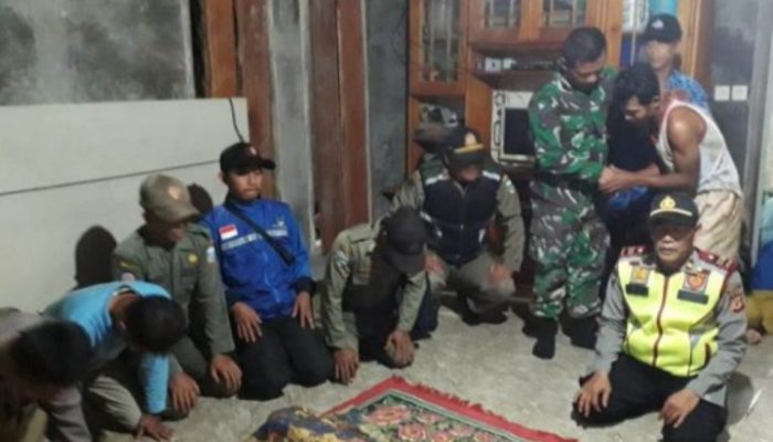 Seorang Petani Tewas Terseret Banjir Bandang Sungai Ciawi di Cisewu Garut