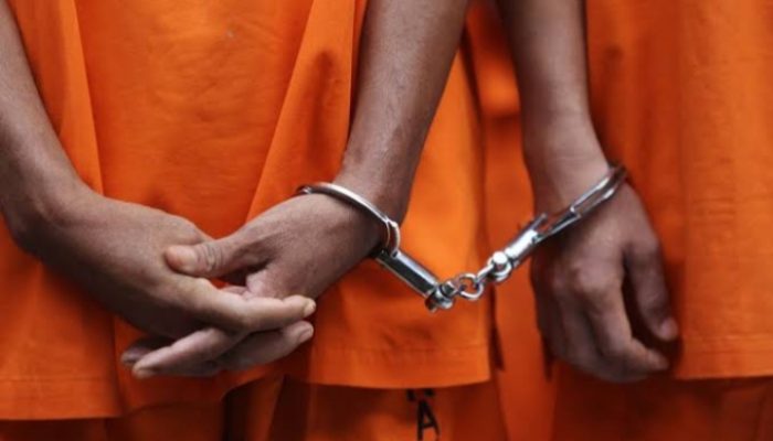 Jadi Penadah Hasil Curian, Lima Calo Emas di Garut Ditangkap Polisi