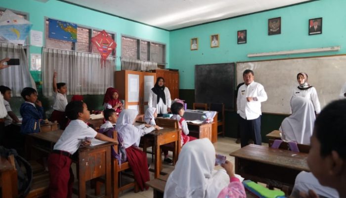 Bupati Garut Sosialisasikan Pencegahan Virus Penyakit kepada Siswa SD