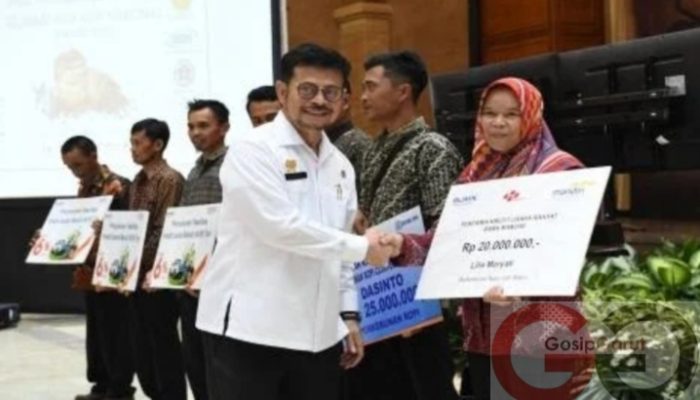 Tingkatkan Produktivitas, Petani Kopi di Garut Terima KUR Rp194 Juta